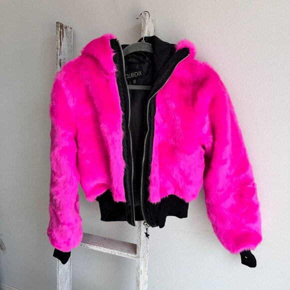 Club Exx Jackets & Blazers - CLUB EXX / Dolls Kill Pink Fur Jacket - Never Worn, Size XS